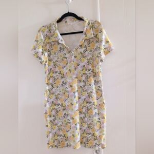 🛍️4 For $15🛍️Riley & James Floral Dress with Short Sleeves